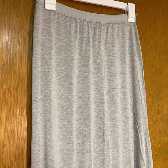 Ella Moss gray skirt - Picture 2 of 4